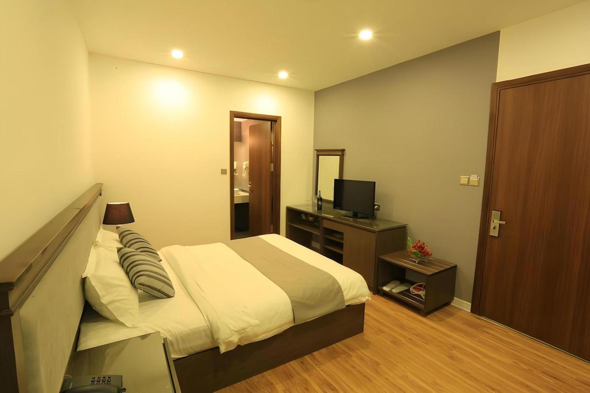 Collection O Le Grand Hanoi Hotel - The Tryst Экстерьер фото