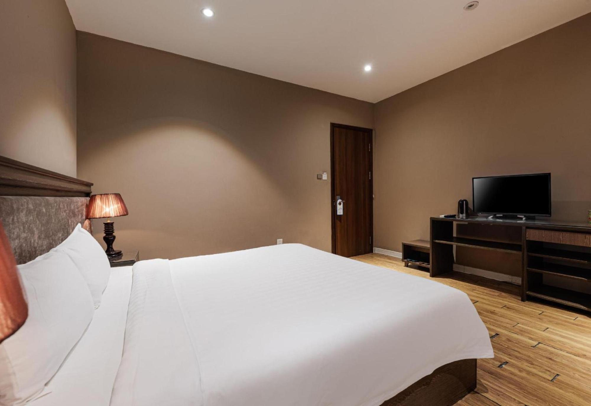 Collection O Le Grand Hanoi Hotel - The Tryst Экстерьер фото